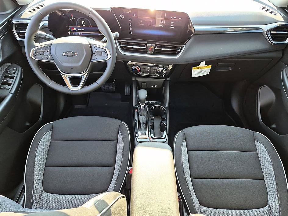 New 2026 Chevrolet TrailBlazer LT w/ Midnight Edition AWD/4WD image 30