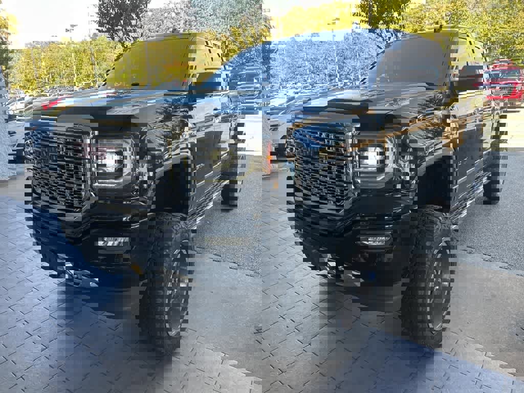 Used 2018 GMC Sierra 1500 Denali w/ Denali Ultimate Package