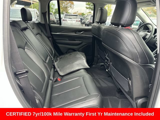 Used 2023 Jeep Grand Cherokee Limited AWD/4WD image 11