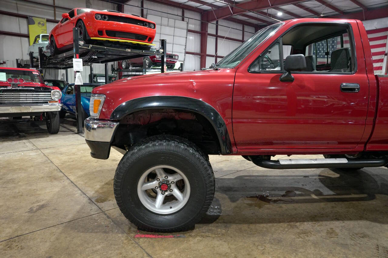Used 1994 Toyota Pickup DX AWD/4WD image 3