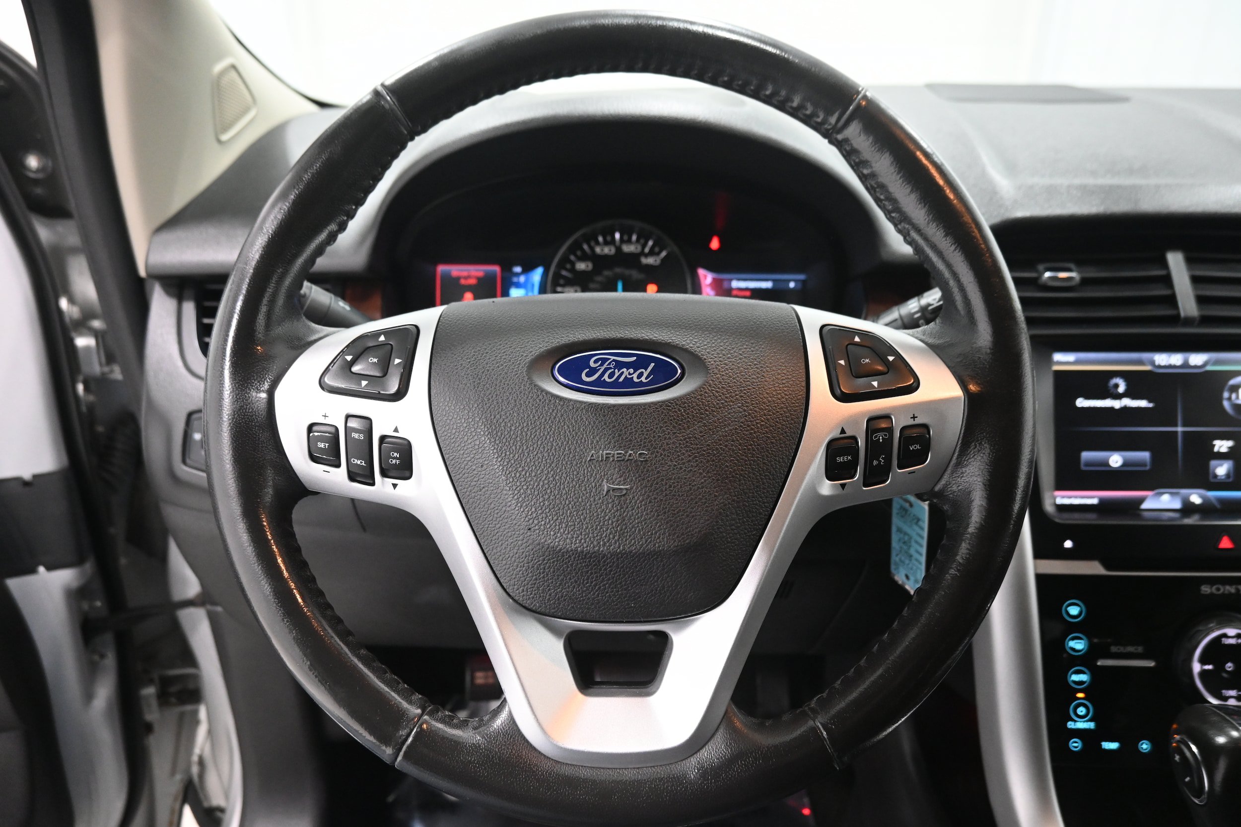 Used 2013 Ford Edge Limited FWD image 7