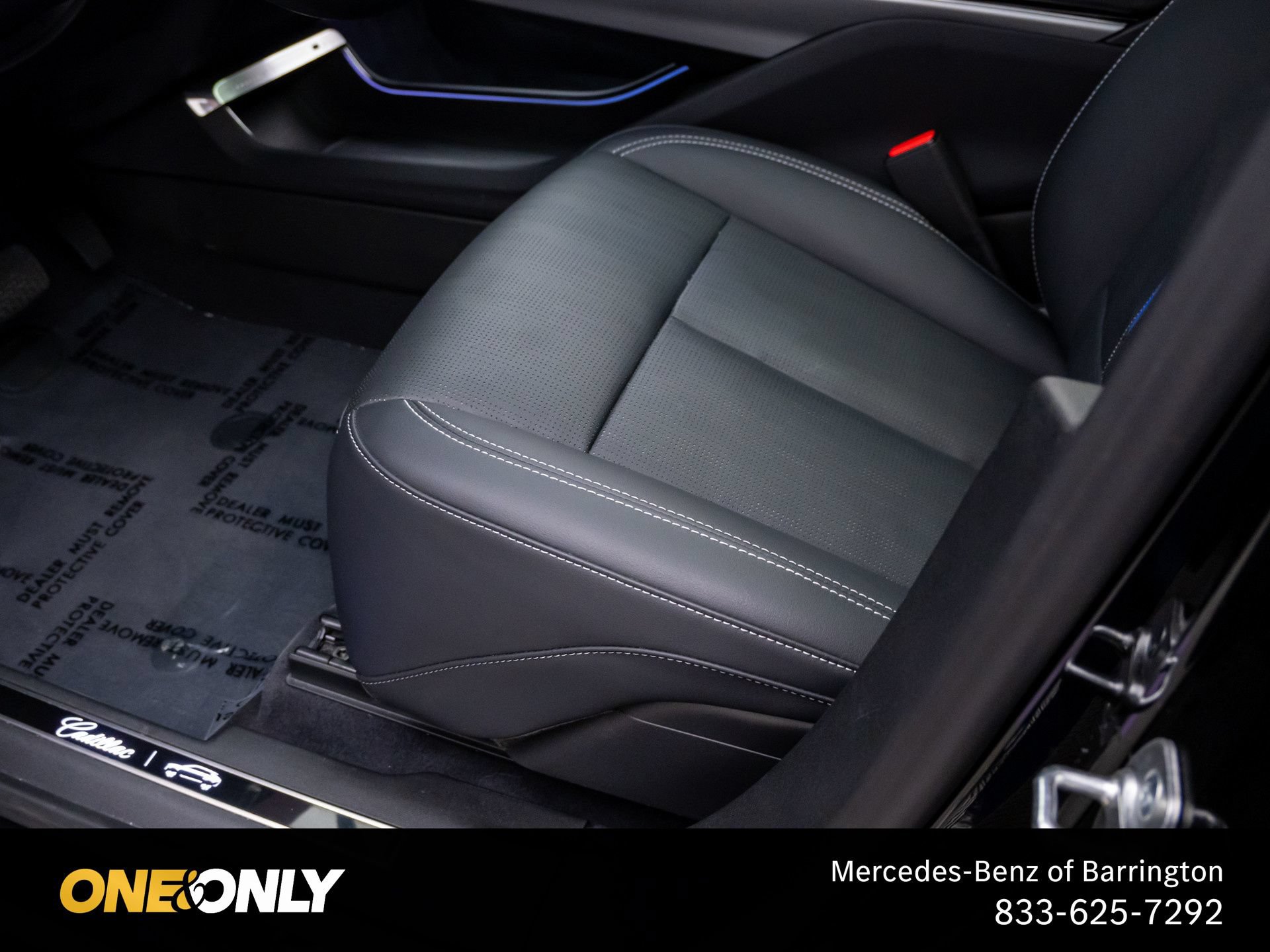 Used 2025 Cadillac Lyriq Luxury w/ LPO, Floor Liner Package AWD/4WD image 14