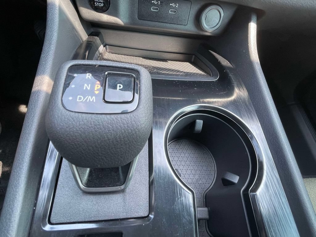 Certified 2026 Nissan Rogue S FWD image 31