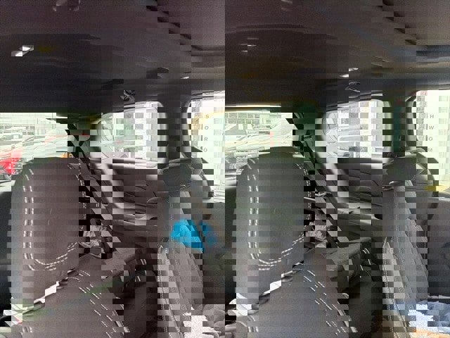 Used 2021 Chrysler Pacifica Touring w/ Uconnect Theater Family Group image 10