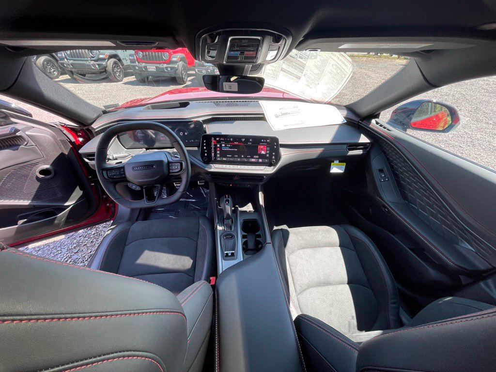 New 2026 Dodge Charger R/T AWD/4WD image 3