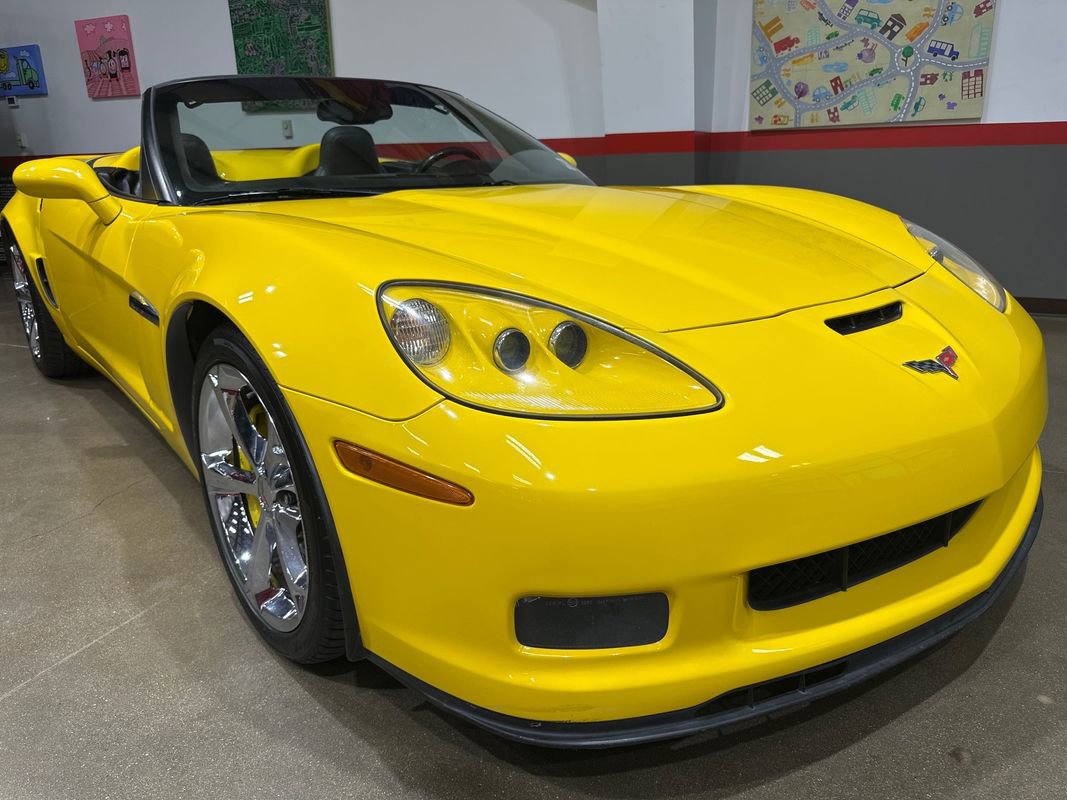 Used 2011 Chevrolet Corvette Grand Sport w/ Preferred Equipment Group image 41