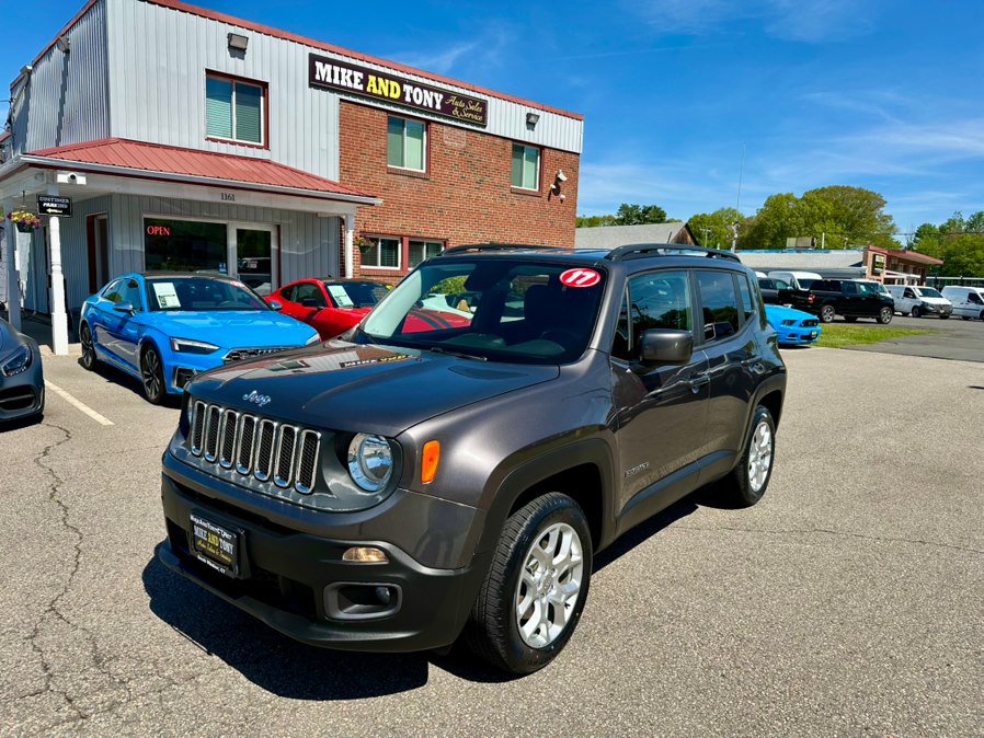Used 2017 Jeep Renegade Latitude AWD/4WD image 1