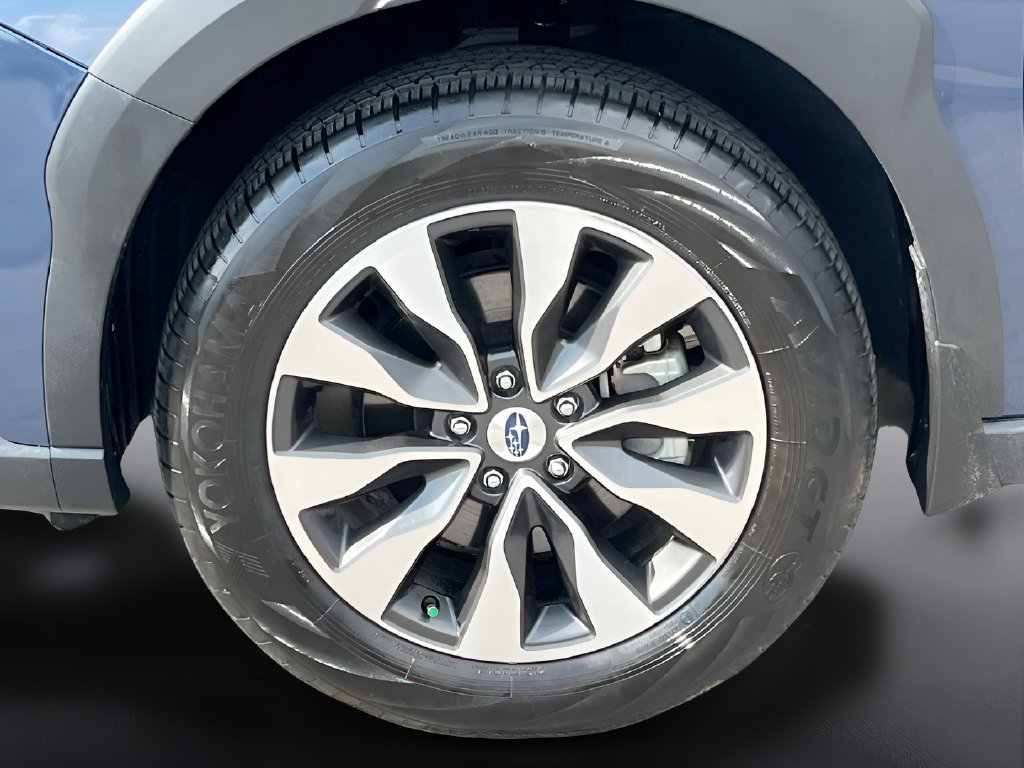Used 2025 Subaru Outback Touring XT AWD/4WD image 33