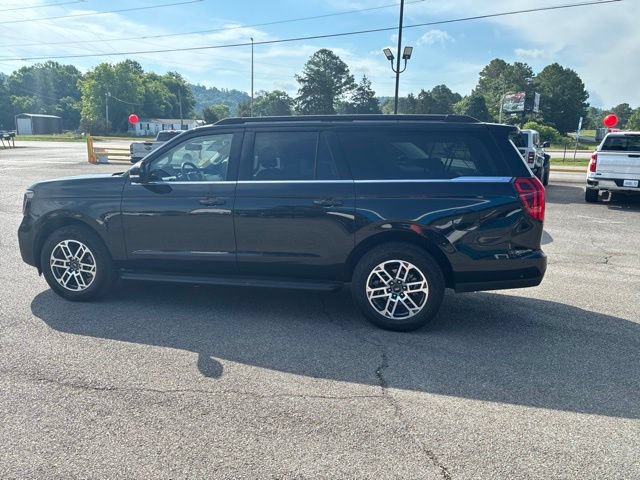Used 2025 Ford Expedition Max Active AWD/4WD image 5