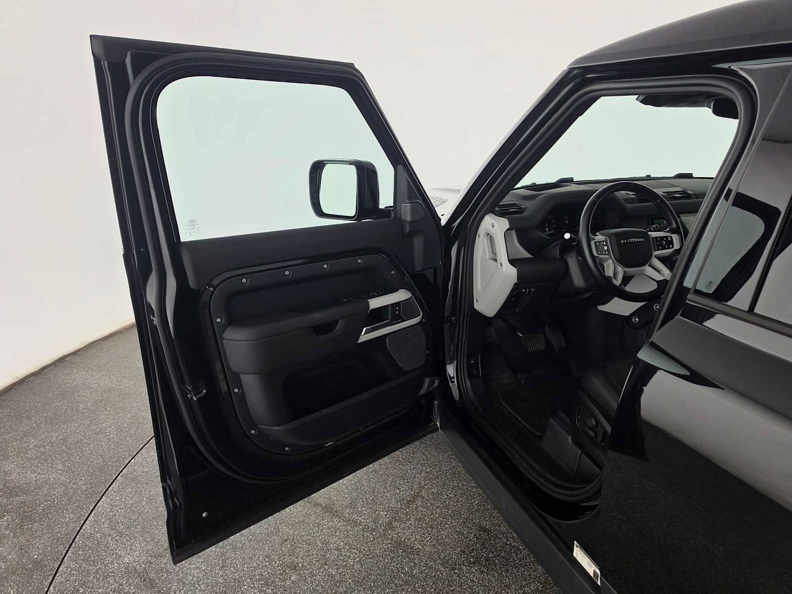 Used 2024 Land Rover Defender 110 S AWD/4WD image 18