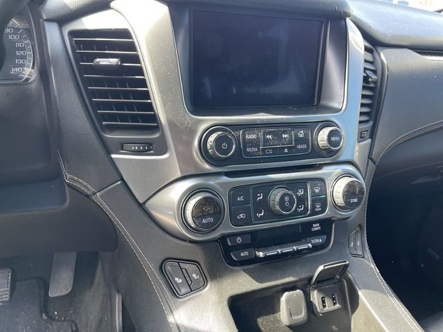 Used 2017 Chevrolet Suburban LT image 6