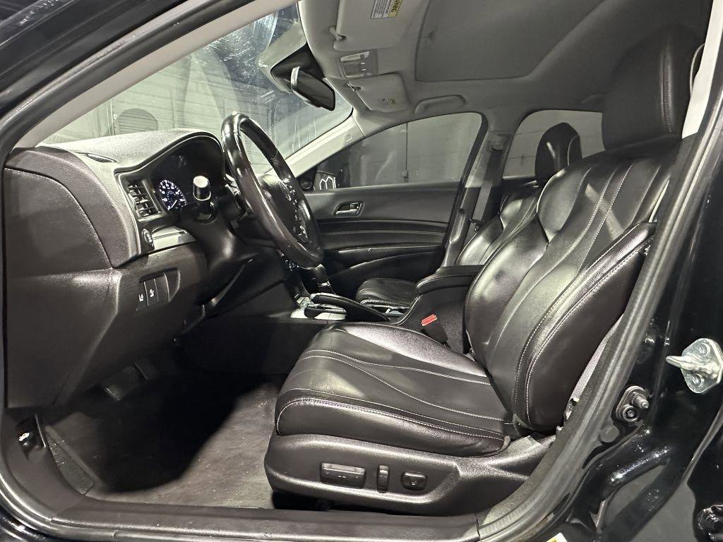 Used 2020 Acura ILX Premium Package image 13