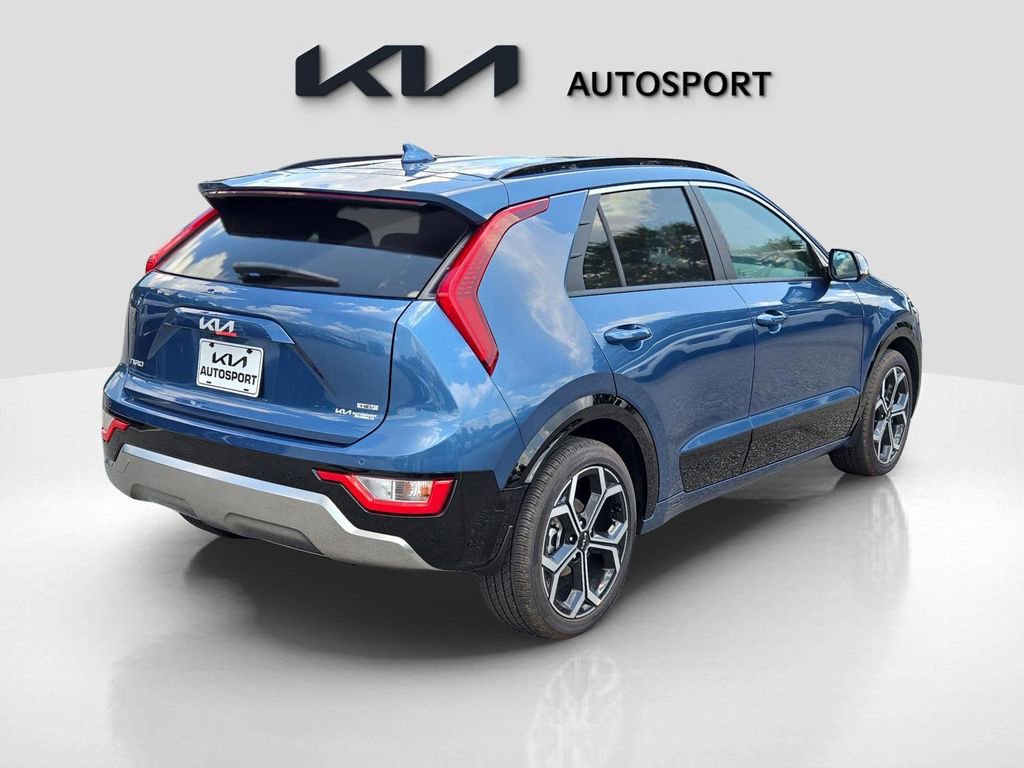 New 2025 Kia Niro EX Touring image 8