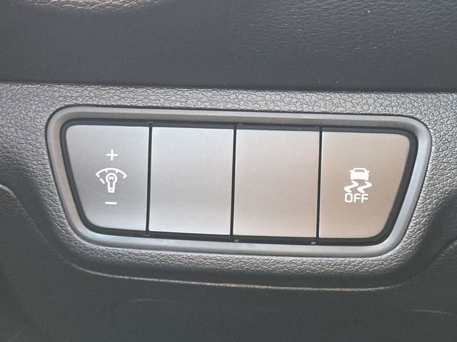 Used 2023 Kia Forte LXS image 8