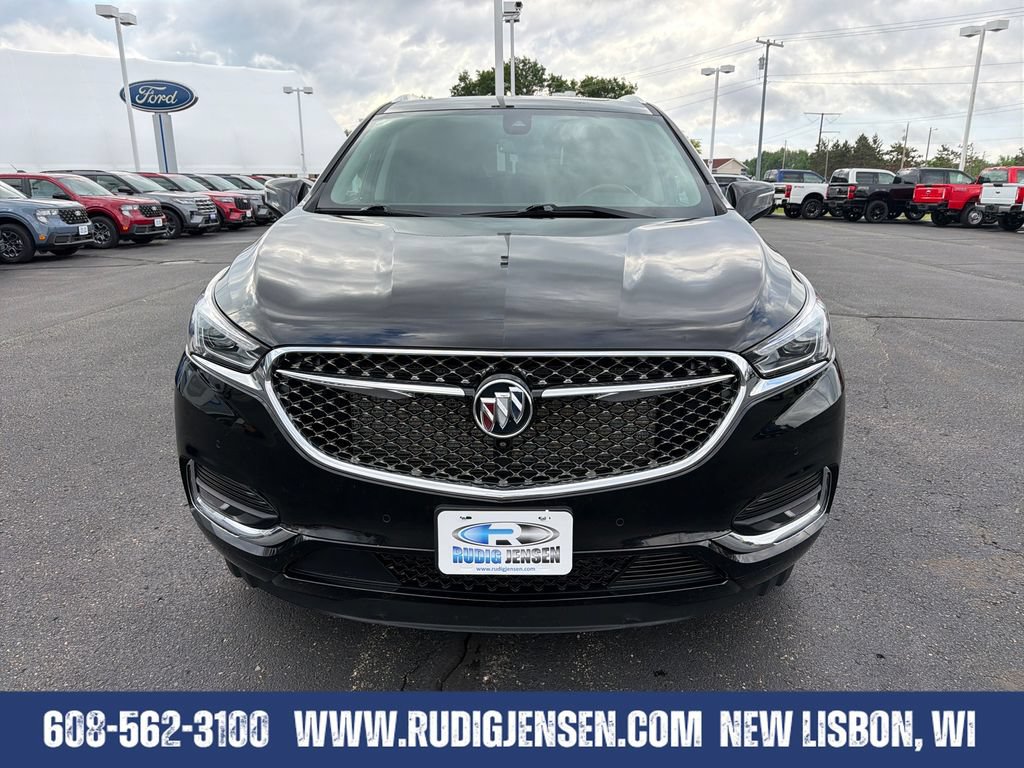 Used 2021 Buick Enclave Avenir w/ Avenir Technology Package AWD/4WD image 8