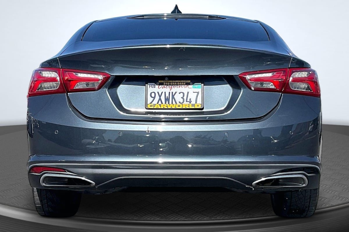 Used 2021 Chevrolet Malibu Premier FWD image 4