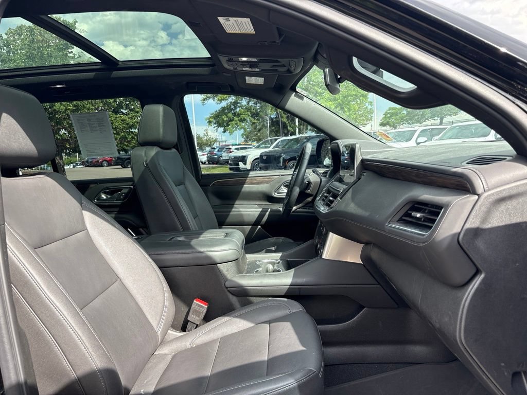Used 2023 Chevrolet Tahoe Z71 w/ Luxury Package AWD/4WD image 25