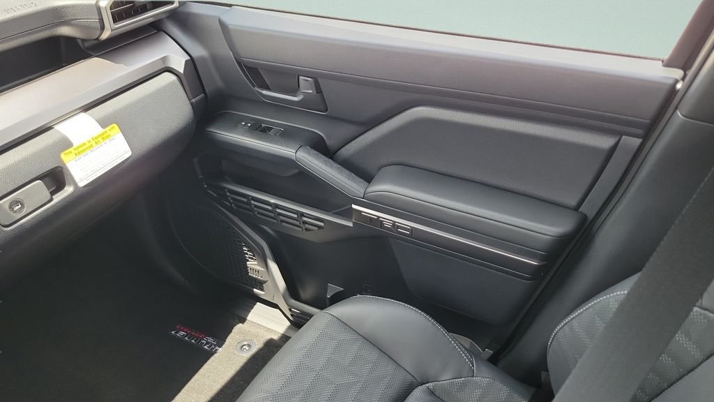 New 2026 Toyota 4Runner TRD Off-Road Premium AWD/4WD image 13