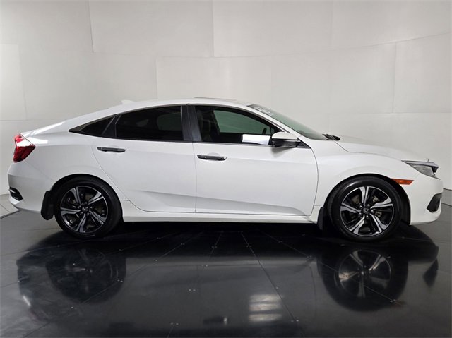 Used 2016 Honda Civic Touring image 7