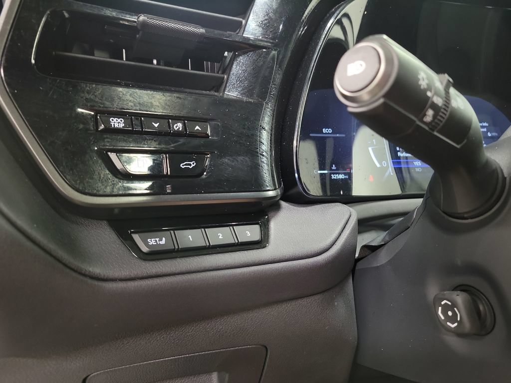Used 2024 Lexus TX 350 AWD w/ Captains Chair Package image 28