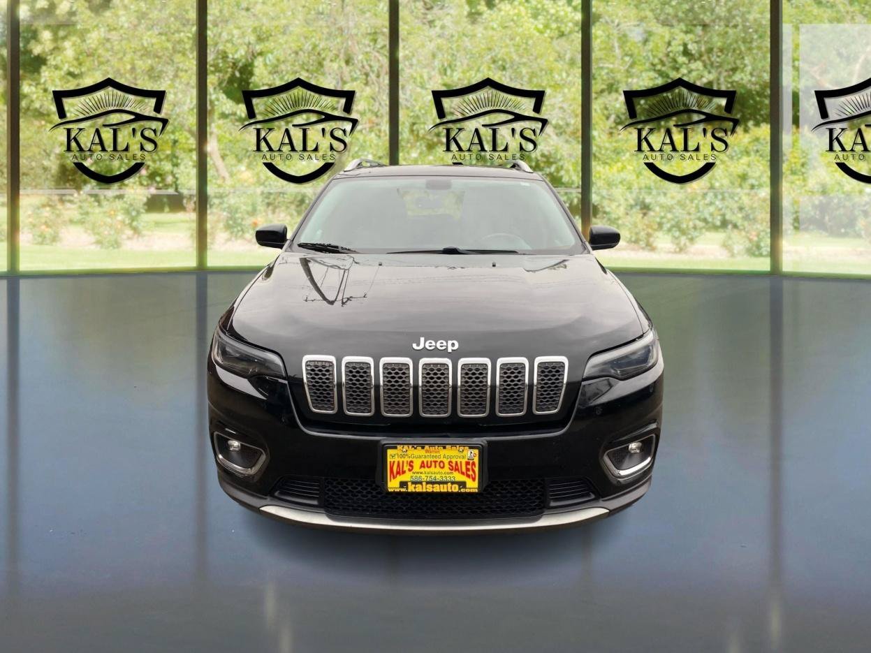 Used 2019 Jeep Cherokee Limited FWD image 2