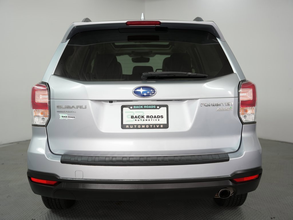 Used 2017 Subaru Forester 2.5i Touring w/ Protection Package #2 image 8