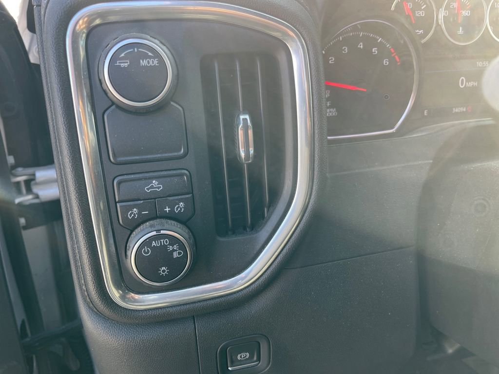 Used 2021 Chevrolet Silverado 1500 LT image 26