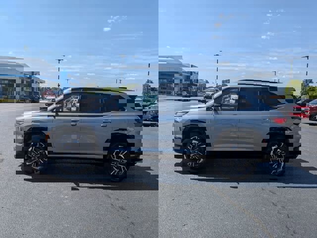 New 2026 Buick Enclave Sport Touring w/ Power Package FWD image 6