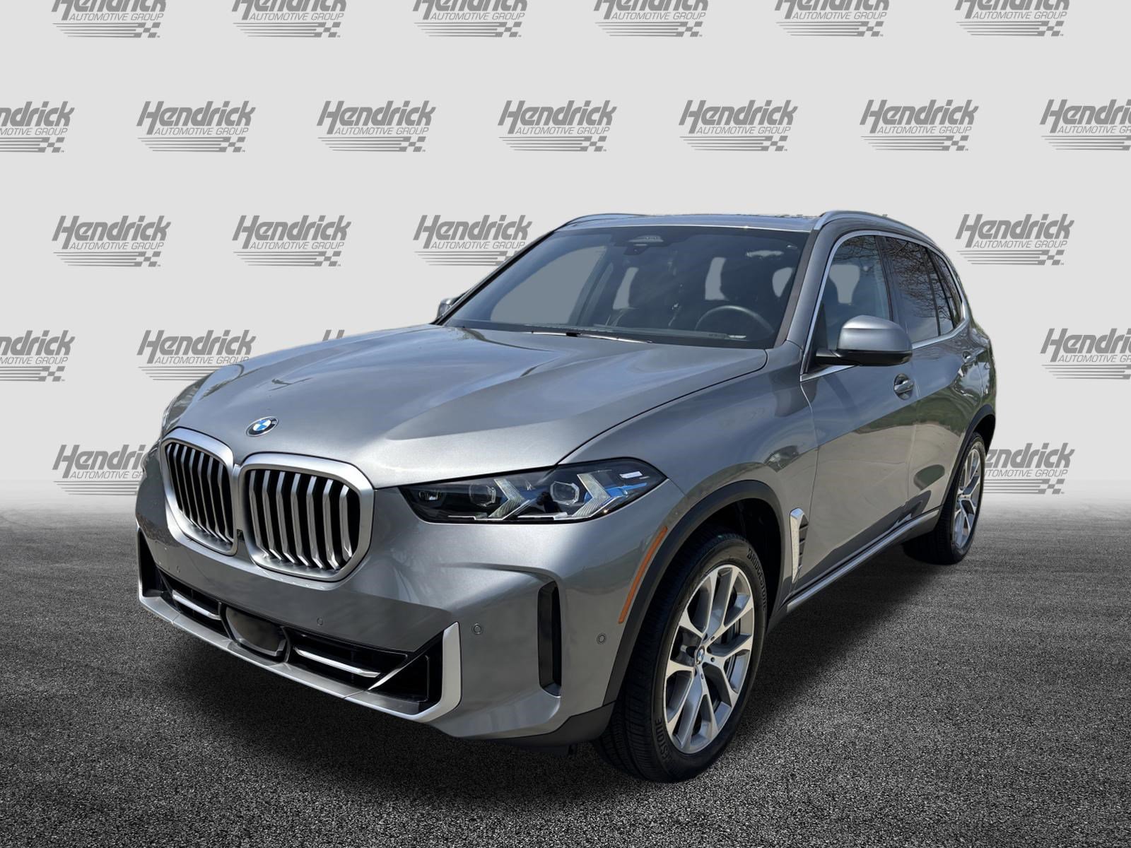 Certified 2025 BMW X5 xDrive40i AWD/4WD image 5