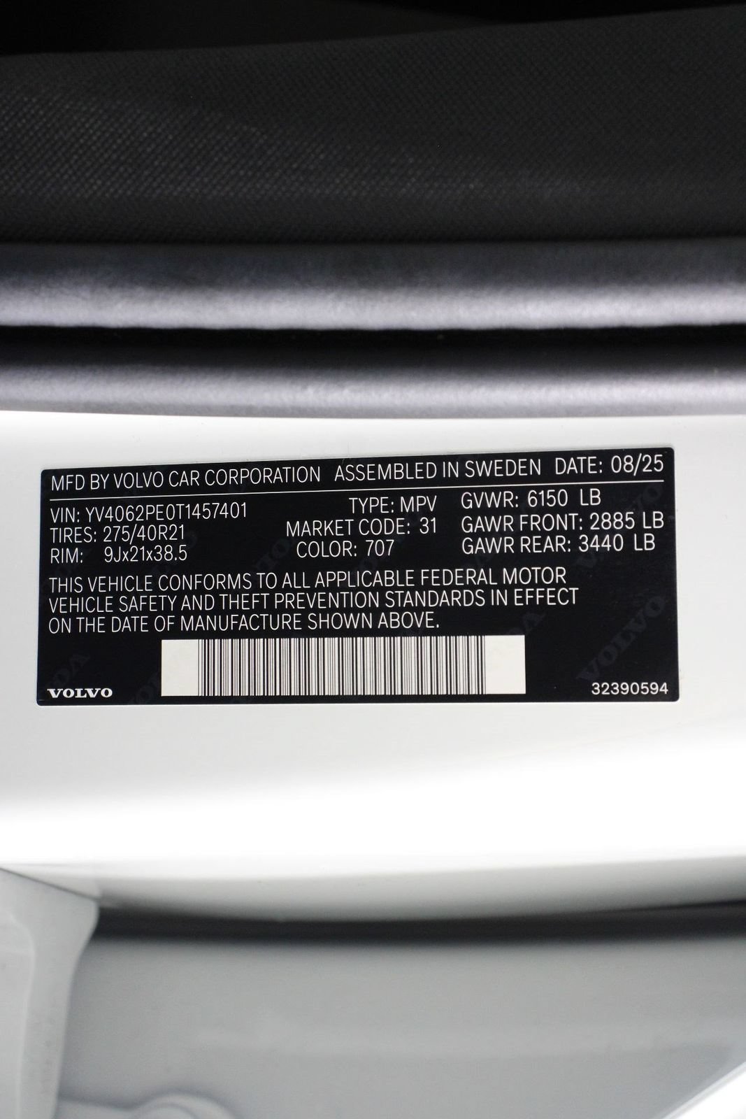 Certified 2026 Volvo XC90 B6 Plus w/ Protection Package Premier AWD/4WD image 16