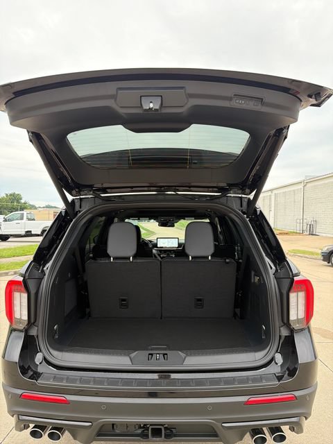 New 2026 Ford Explorer ST w/ Sun And Sound Package AWD/4WD image 7