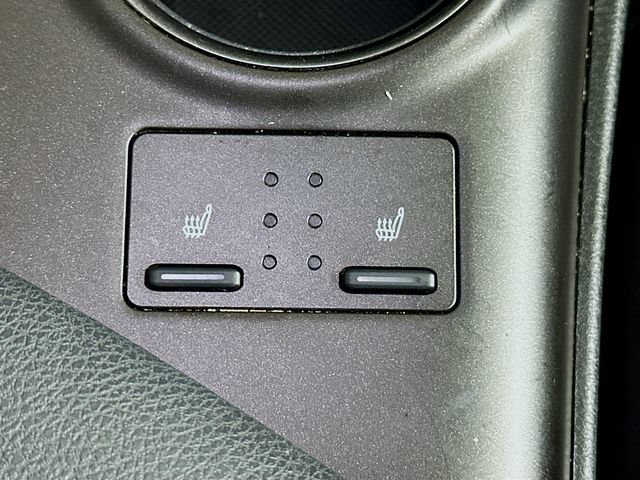 Used 2024 Toyota Camry SE w/ Cold Weather Package FWD image 20