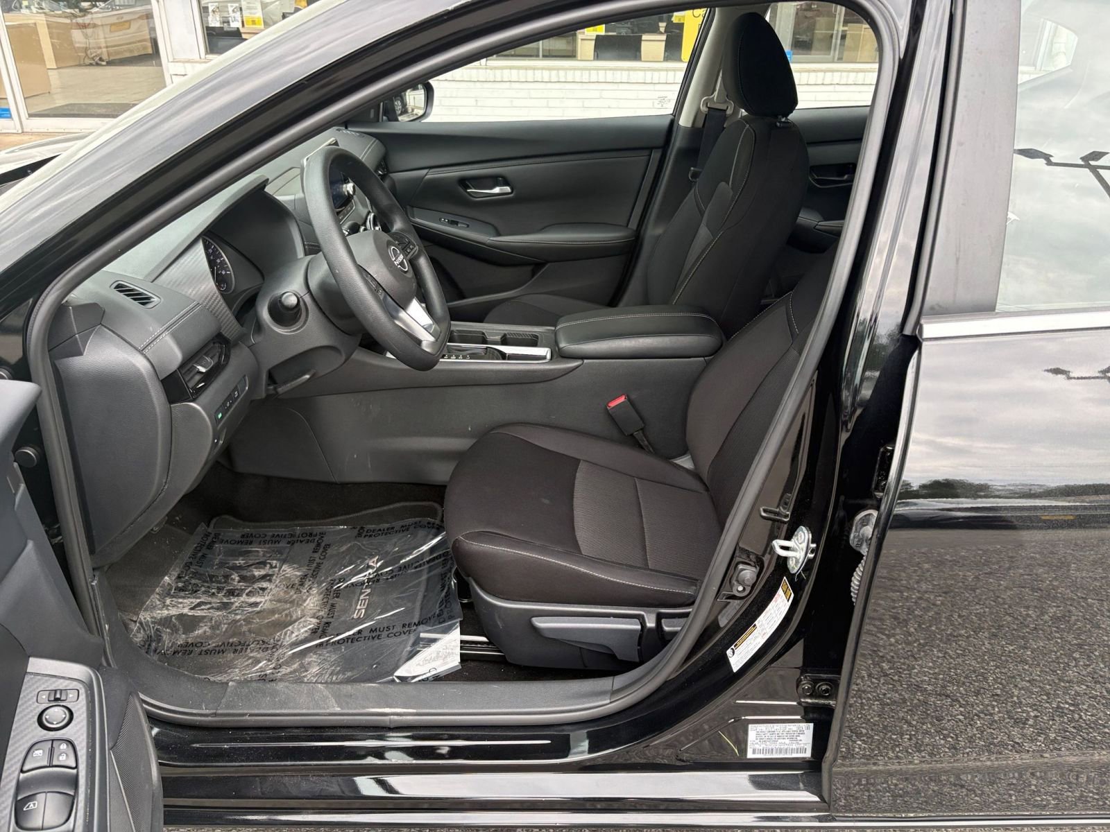 Used 2025 Nissan Sentra SV FWD image 24