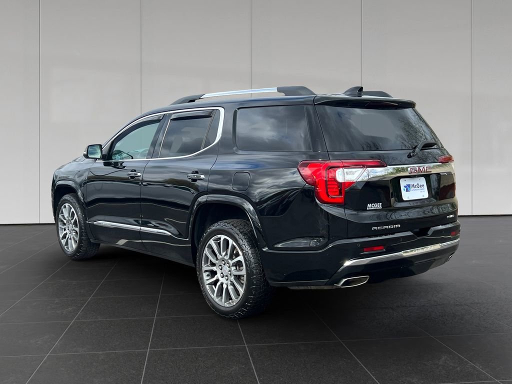 Used 2021 GMC Acadia Denali w/ Denali Technology Package AWD/4WD image 3