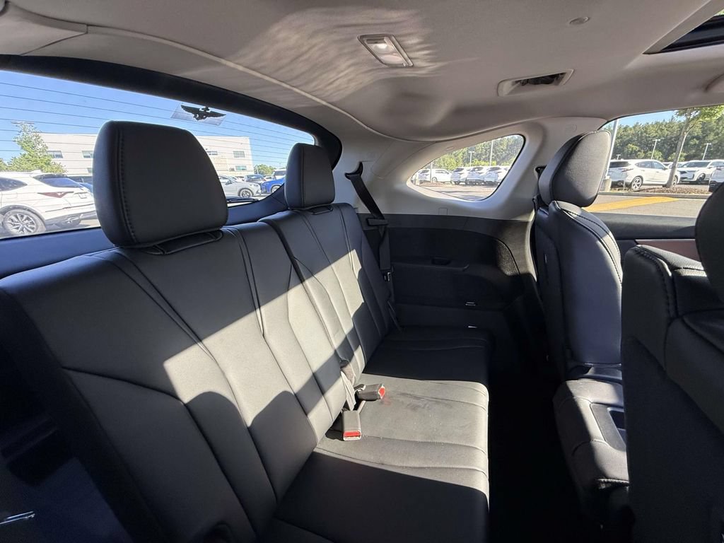 Used 2022 Acura MDX SH-AWD image 14