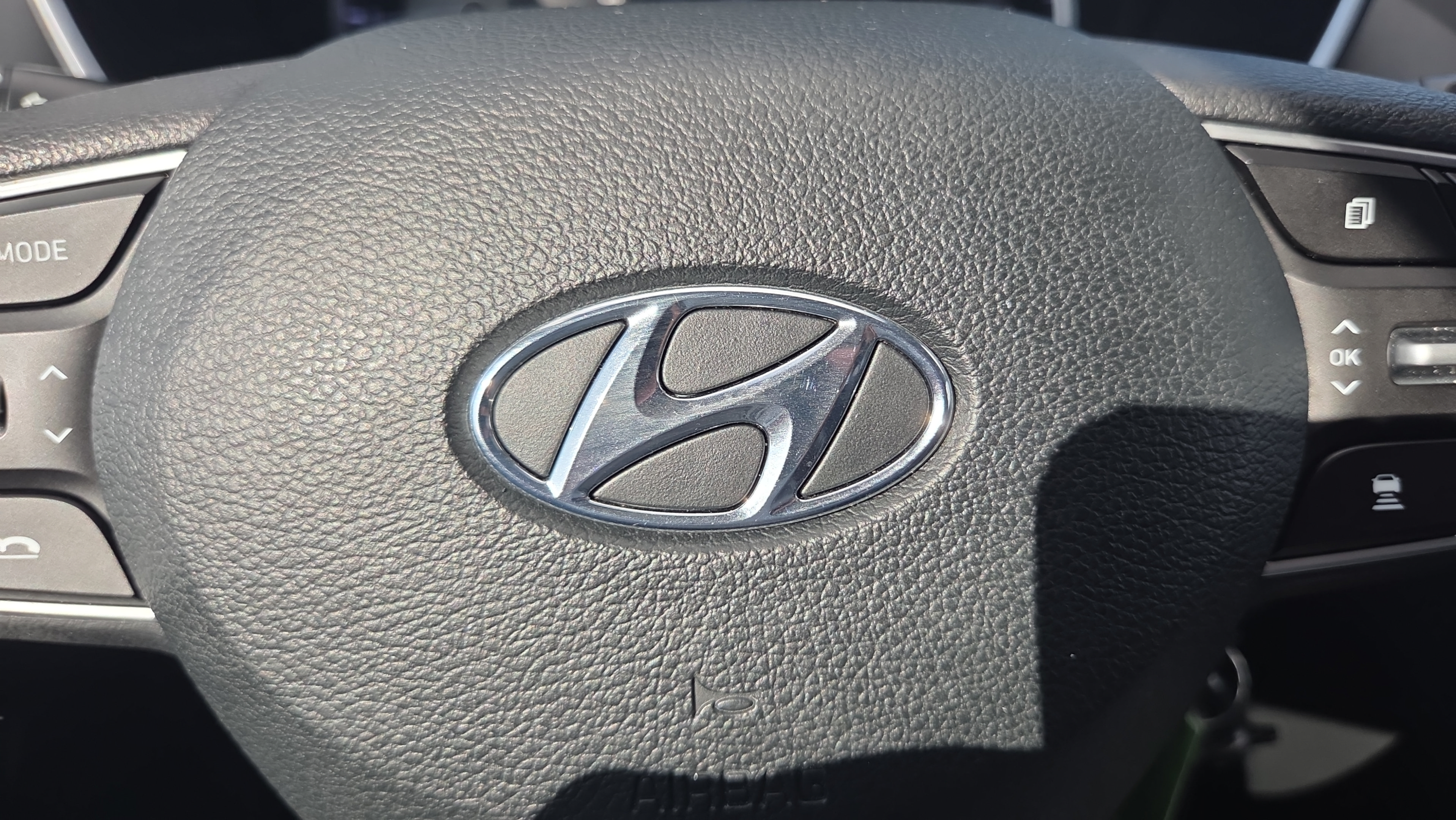 Used 2019 Hyundai Santa Fe SE FWD image 35