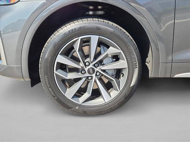 Used 2024 Audi Q5 2.0T Premium Plus w/ Premium Plus Package AWD/4WD image 23