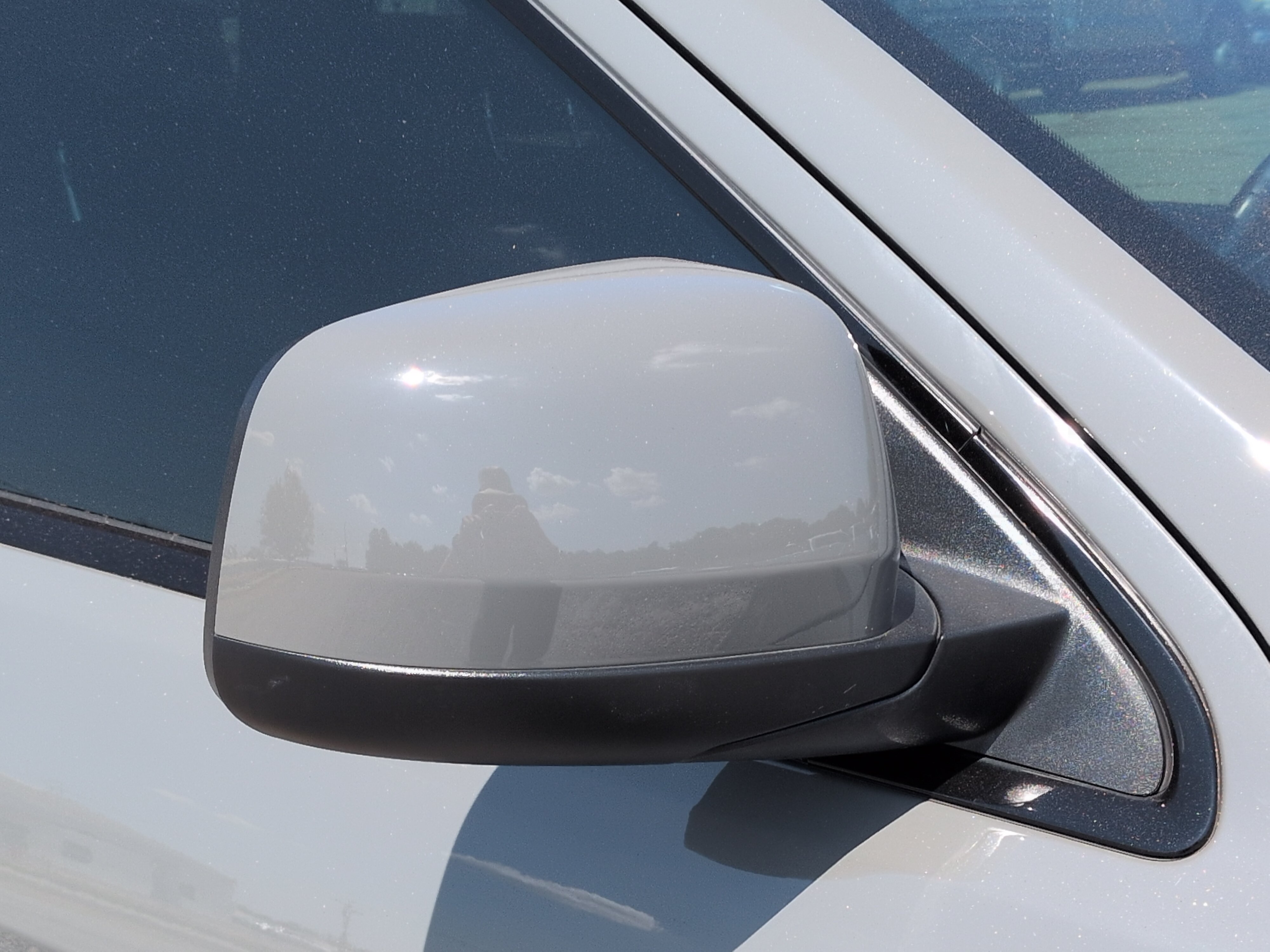 Used 2021 Jeep Grand Cherokee Laredo X RWD image 10