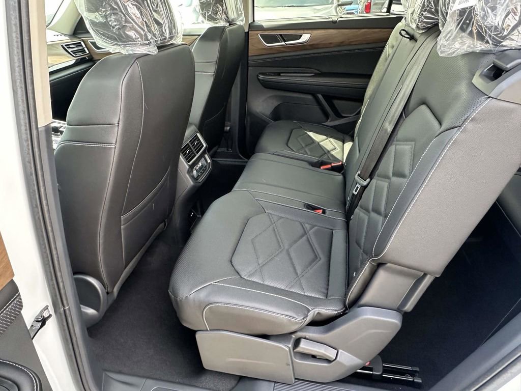 New 2026 Volkswagen Atlas SE image 10