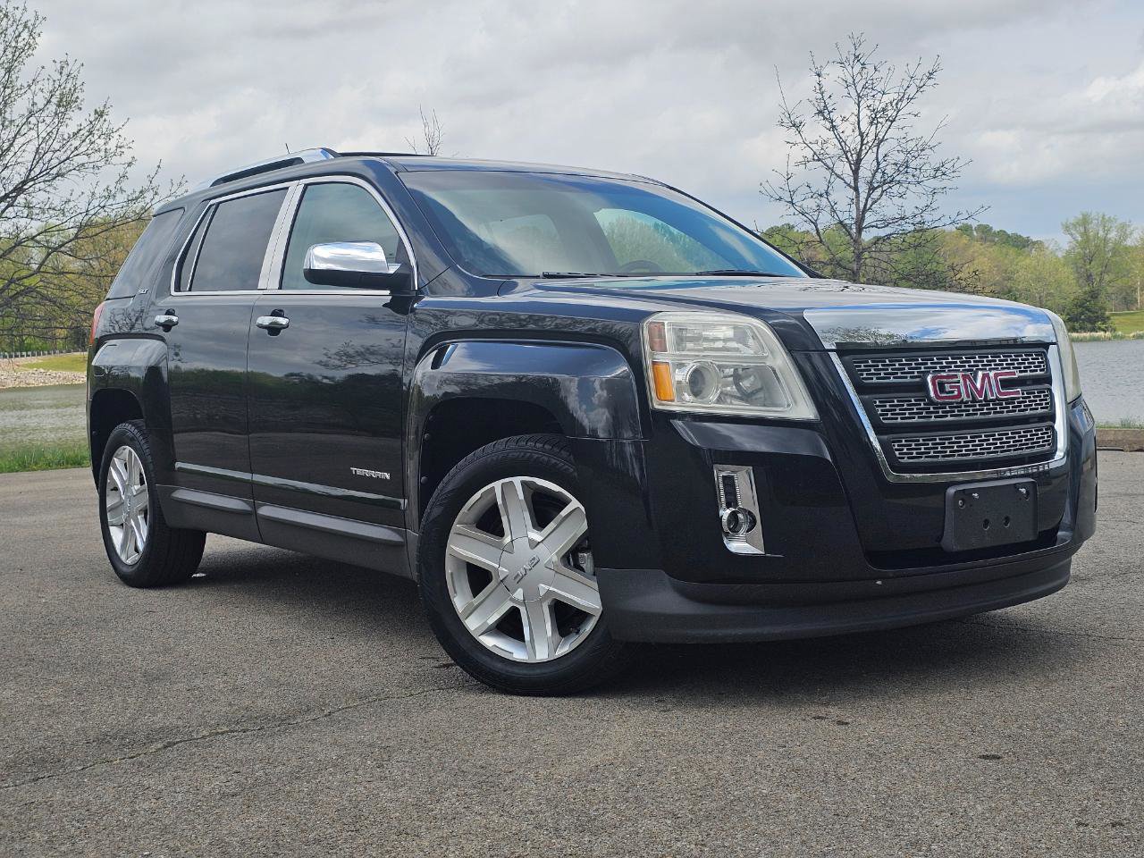 Used 2011 GMC Terrain SLT w/ Cargo Package AWD/4WD image 1