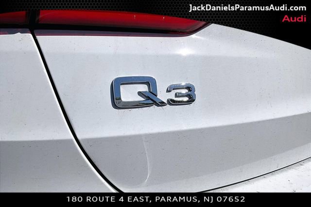 Used 2022 Audi Q3 2.0T Premium w/ Convenience Package AWD/4WD image 23