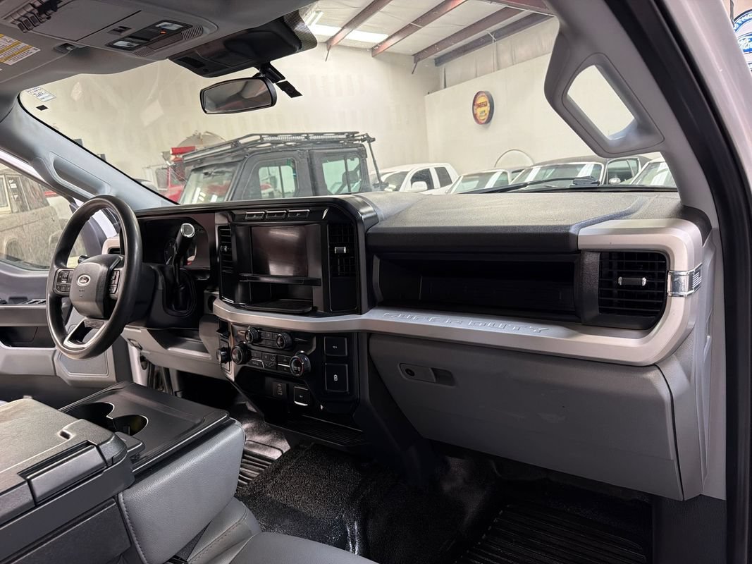 Used 2024 Ford F550 4x4 Crew Cab Super Duty image 34