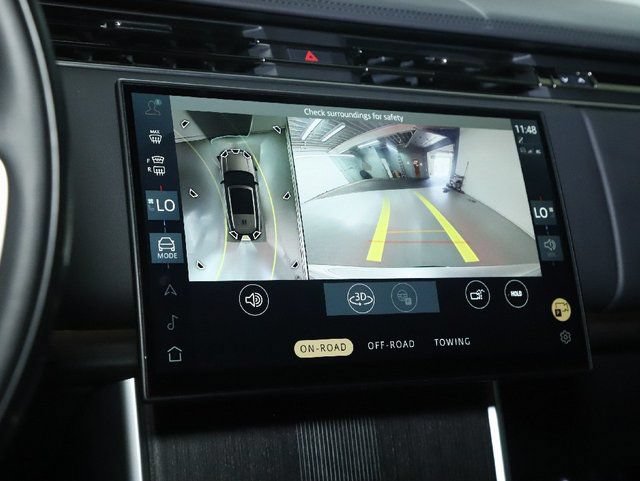 Certified 2025 Land Rover Range Rover Long Wheelbase Autobiography AWD/4WD image 25