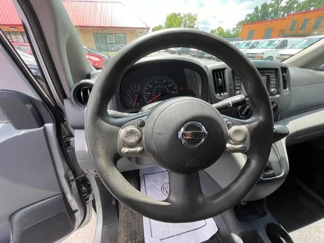 Used 2017 Nissan NV200 SV w/ Technology Package image 12