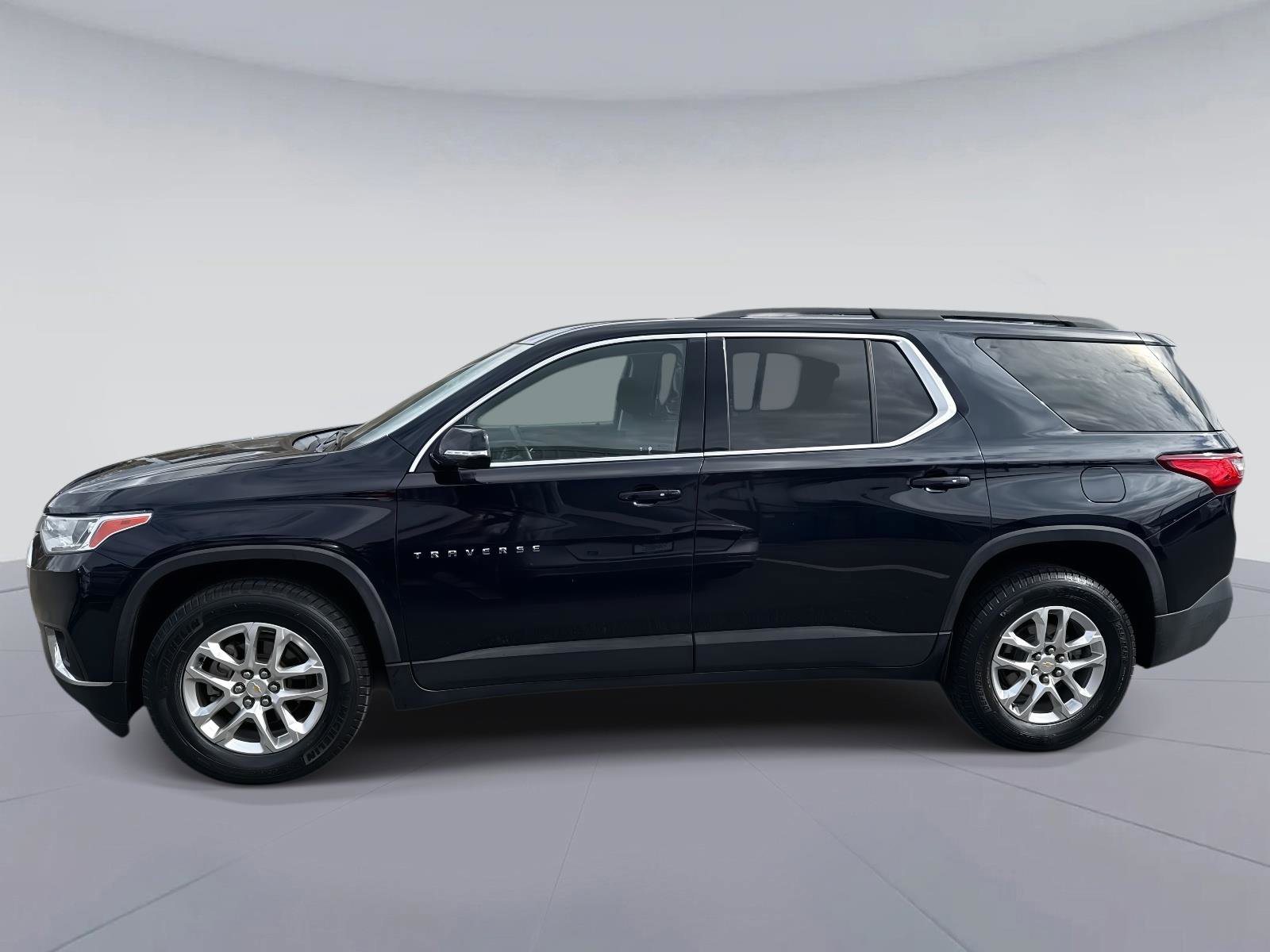 Used 2020 Chevrolet Traverse LT image 7