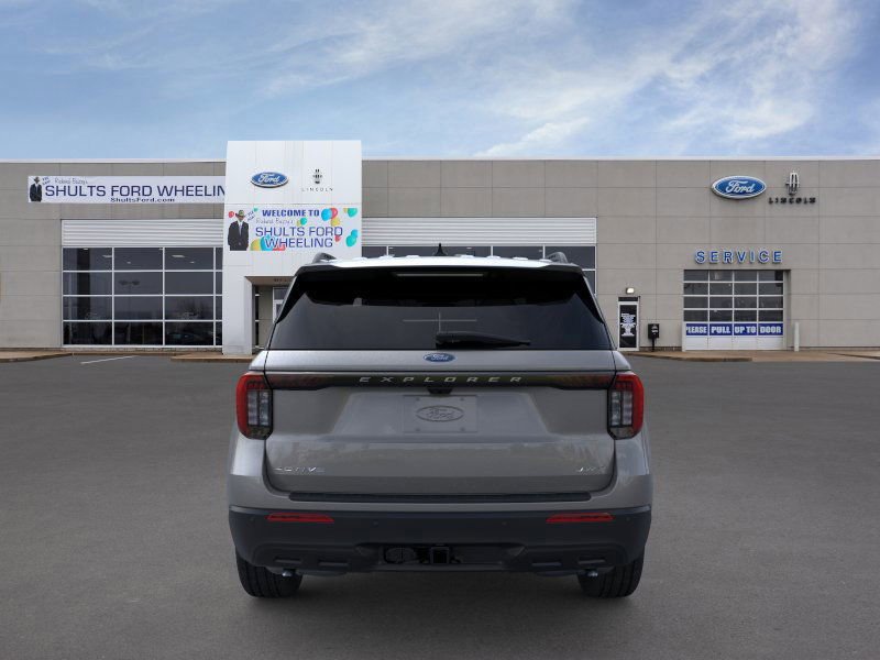 New 2026 Ford Explorer Active image 5