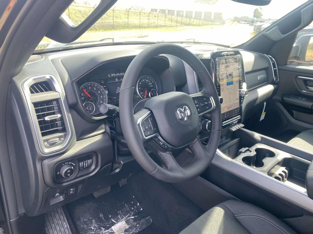 New 2026 RAM 1500 Big Horn AWD/4WD image 18
