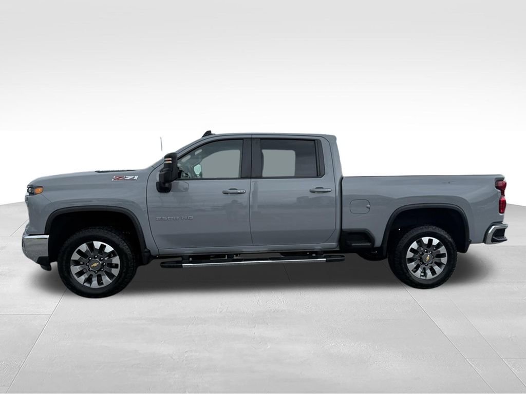 Used 2024 Chevrolet Silverado 2500 LT w/ All Star Edition AWD/4WD image 2