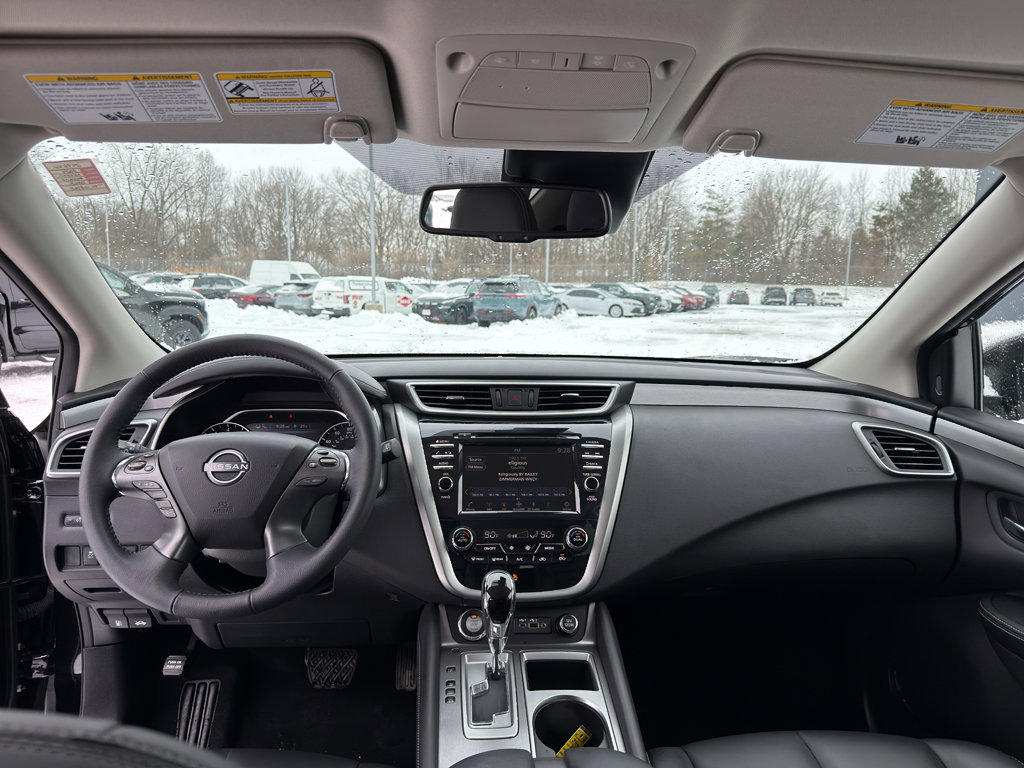 Certified 2024 Nissan Murano SV w/ SV Midnight Edition Package image 28