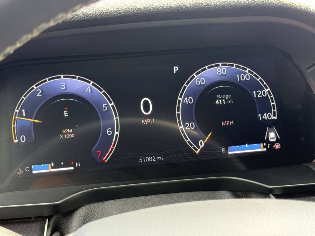 Used 2023 Jeep Grand Cherokee Altitude AWD/4WD image 18